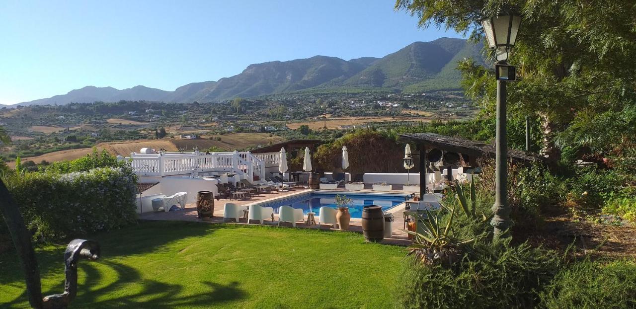 Bed and Breakfast Cortijo Andaluz Альхаурин-эль-Гранде Экстерьер фото