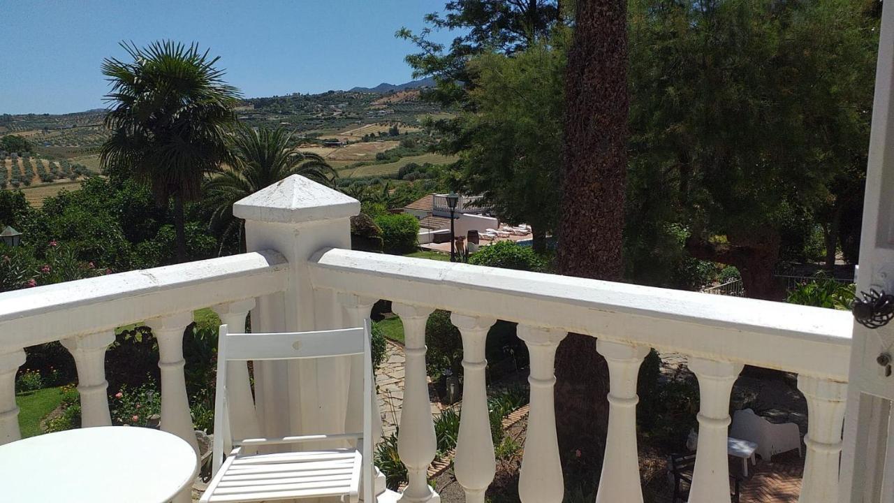 Bed and Breakfast Cortijo Andaluz Альхаурин-эль-Гранде Экстерьер фото