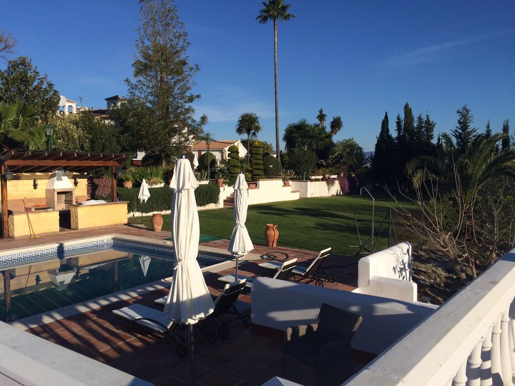 Bed and Breakfast Cortijo Andaluz Альхаурин-эль-Гранде Экстерьер фото